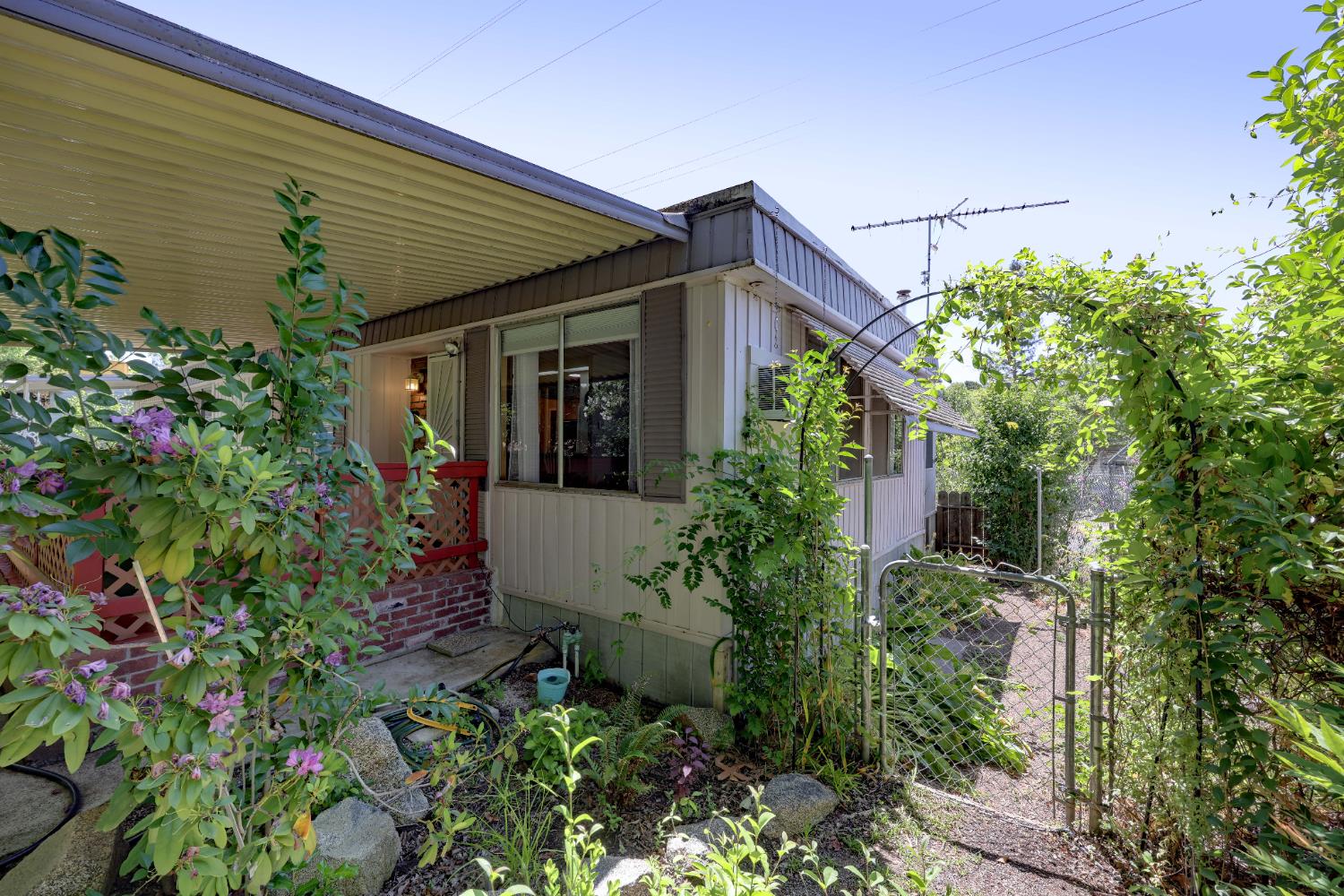 Detail Gallery Image 34 of 43 For 6052 Chad Dr, Newcastle,  CA 95658 - 2 Beds | 2 Baths
