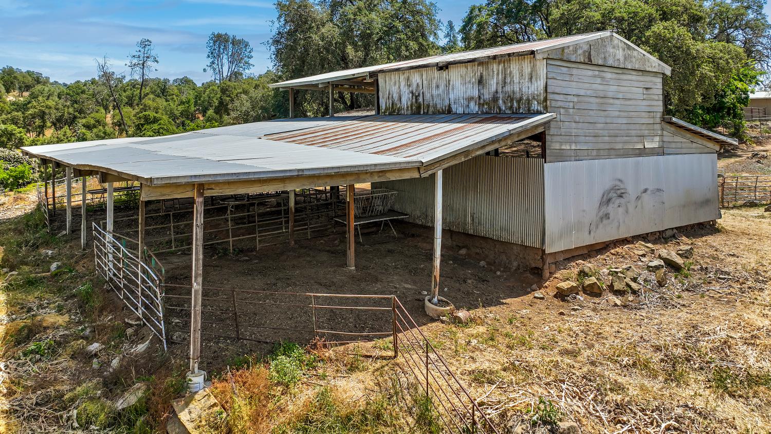 Detail Gallery Image 63 of 93 For 9574 Highway 49, Mokelumne Hill,  CA 95245 - 4 Beds | 2/1 Baths