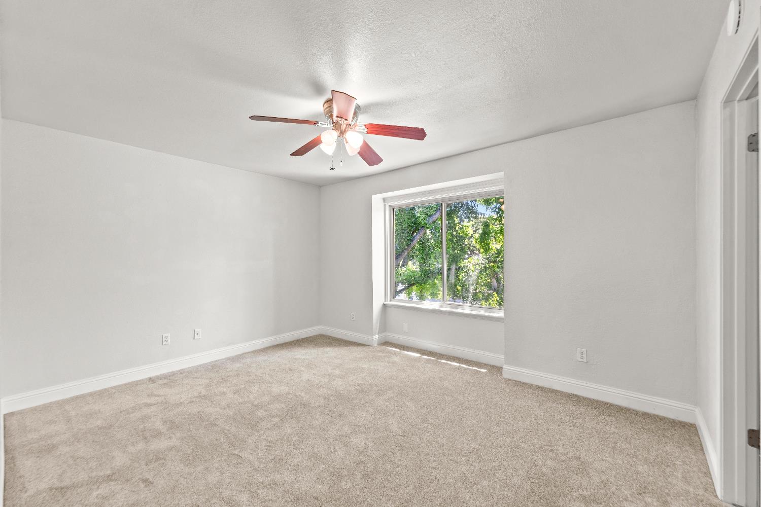 Breeds Hill Court, Citrus Heights, California image 11