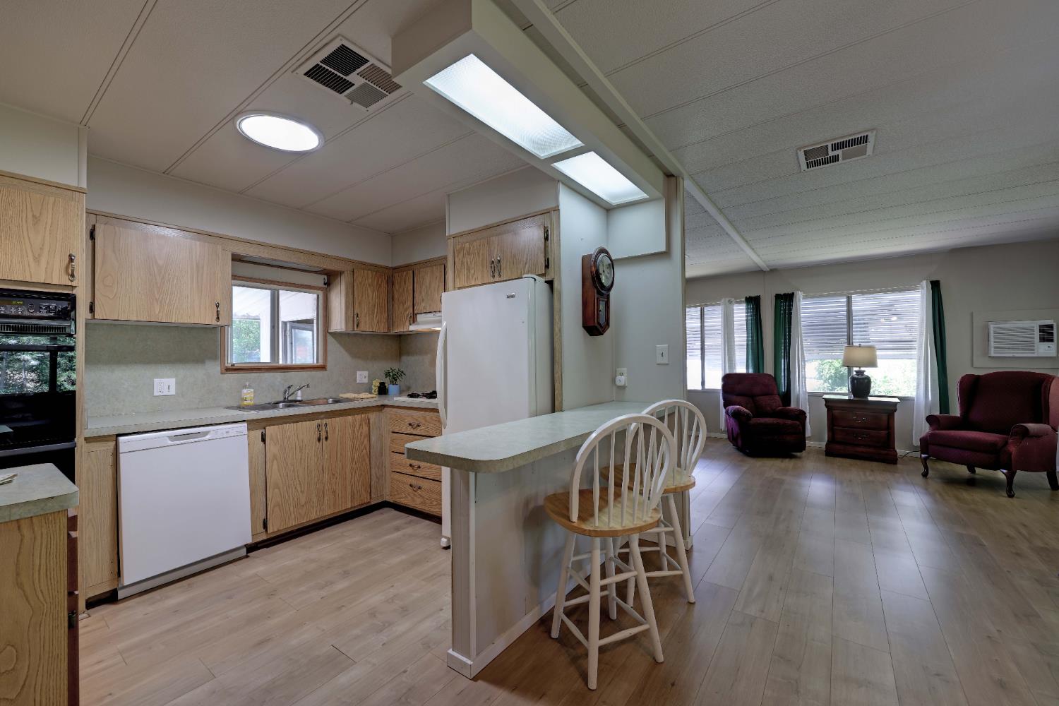 Detail Gallery Image 14 of 43 For 6052 Chad Dr, Newcastle,  CA 95658 - 2 Beds | 2 Baths