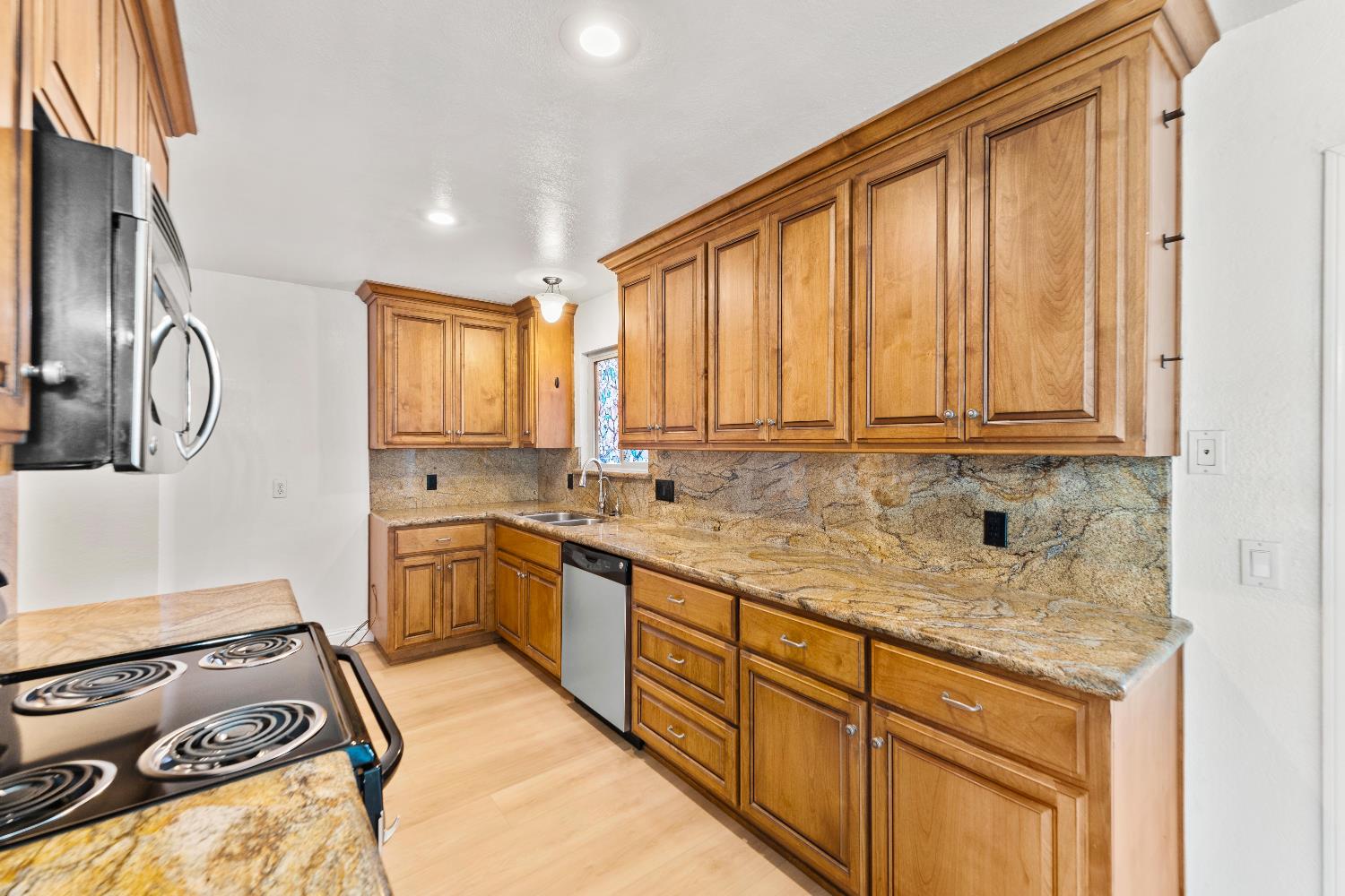 Breeds Hill Court, Citrus Heights, California image 8