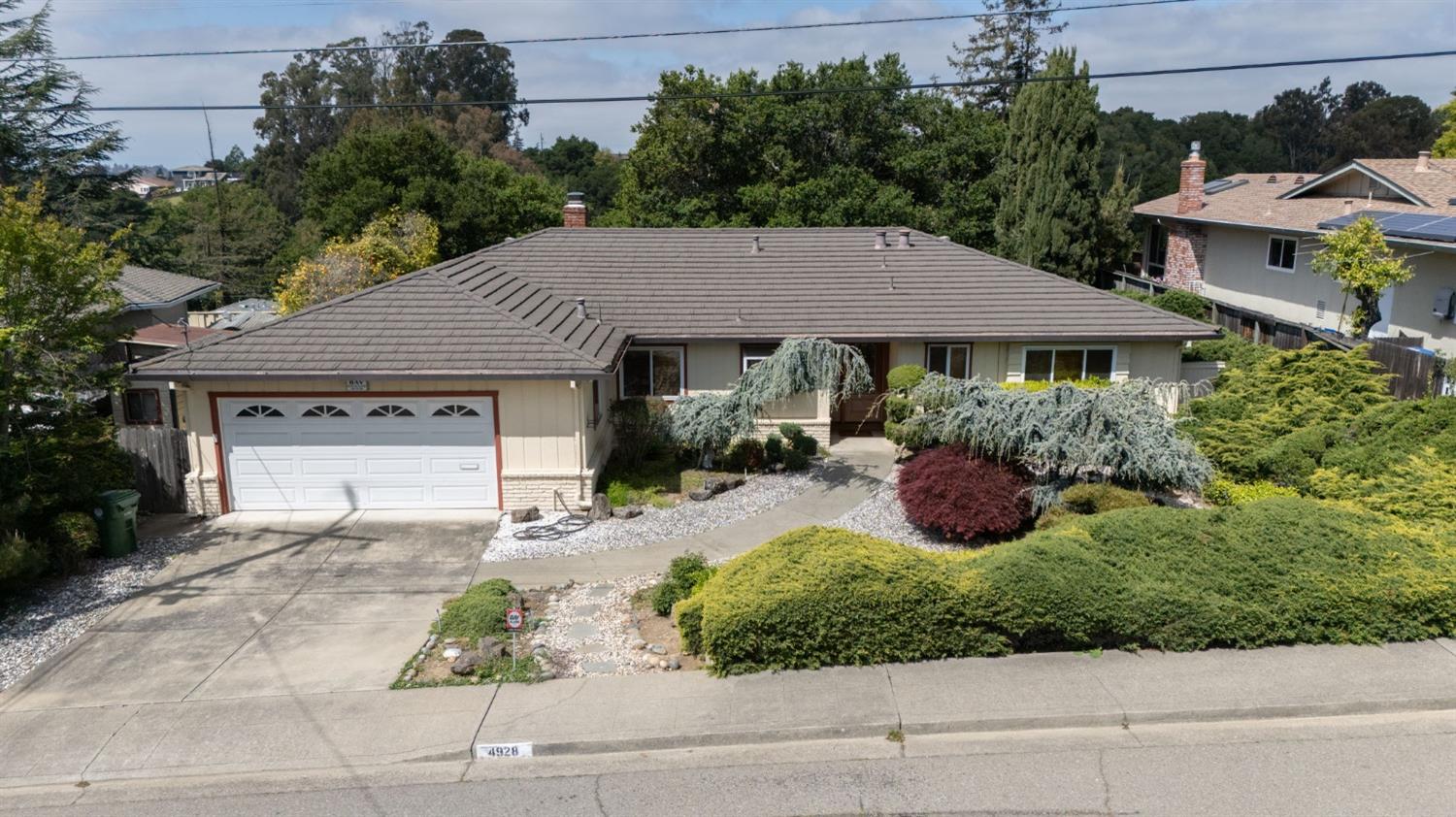 Beacon Hill Drive, Castro Valley, California image 2