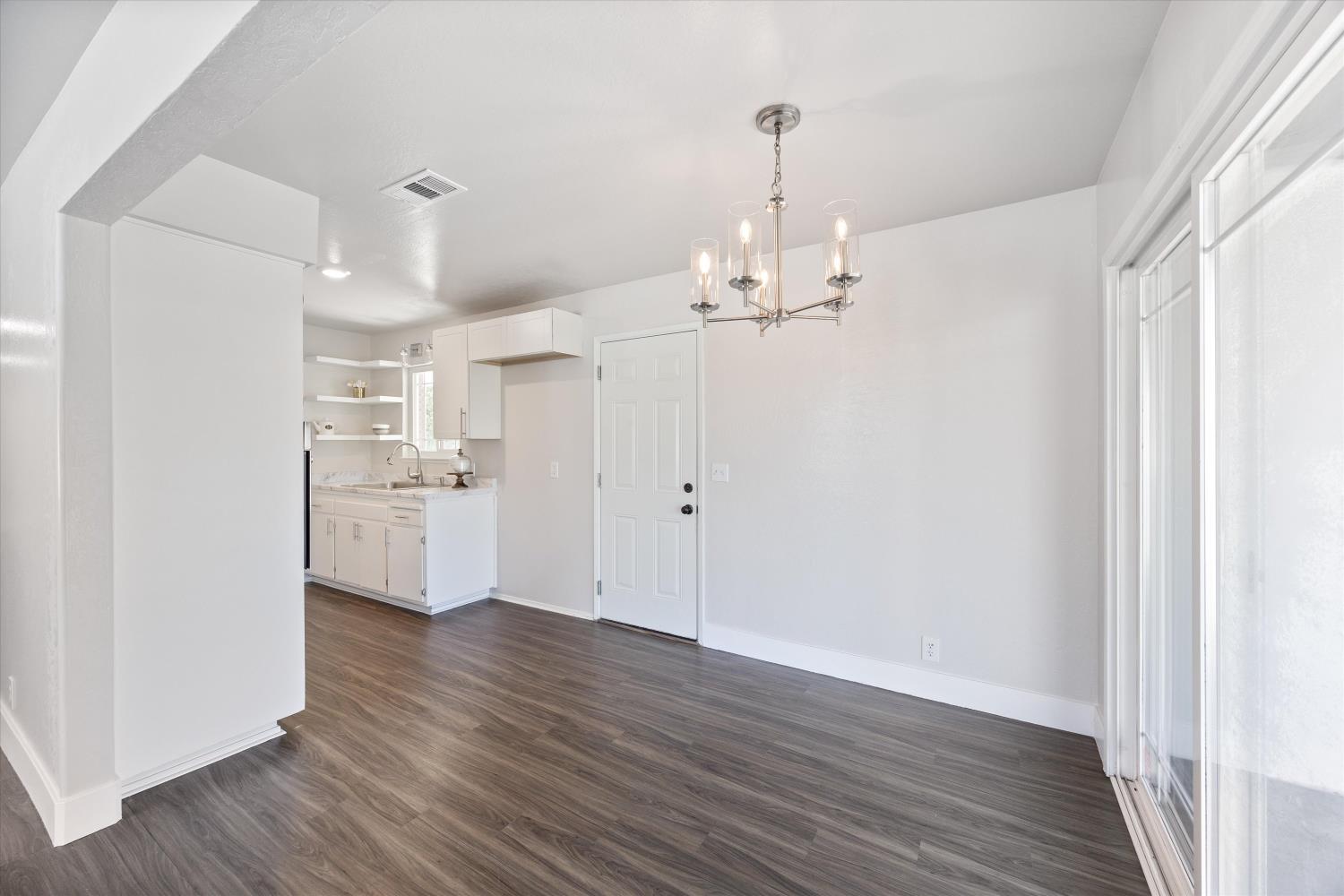 Evelyn Drive, Olivehurst, California image 12