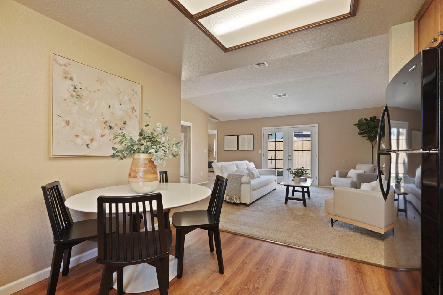 Dustin Court, Modesto, California image 18