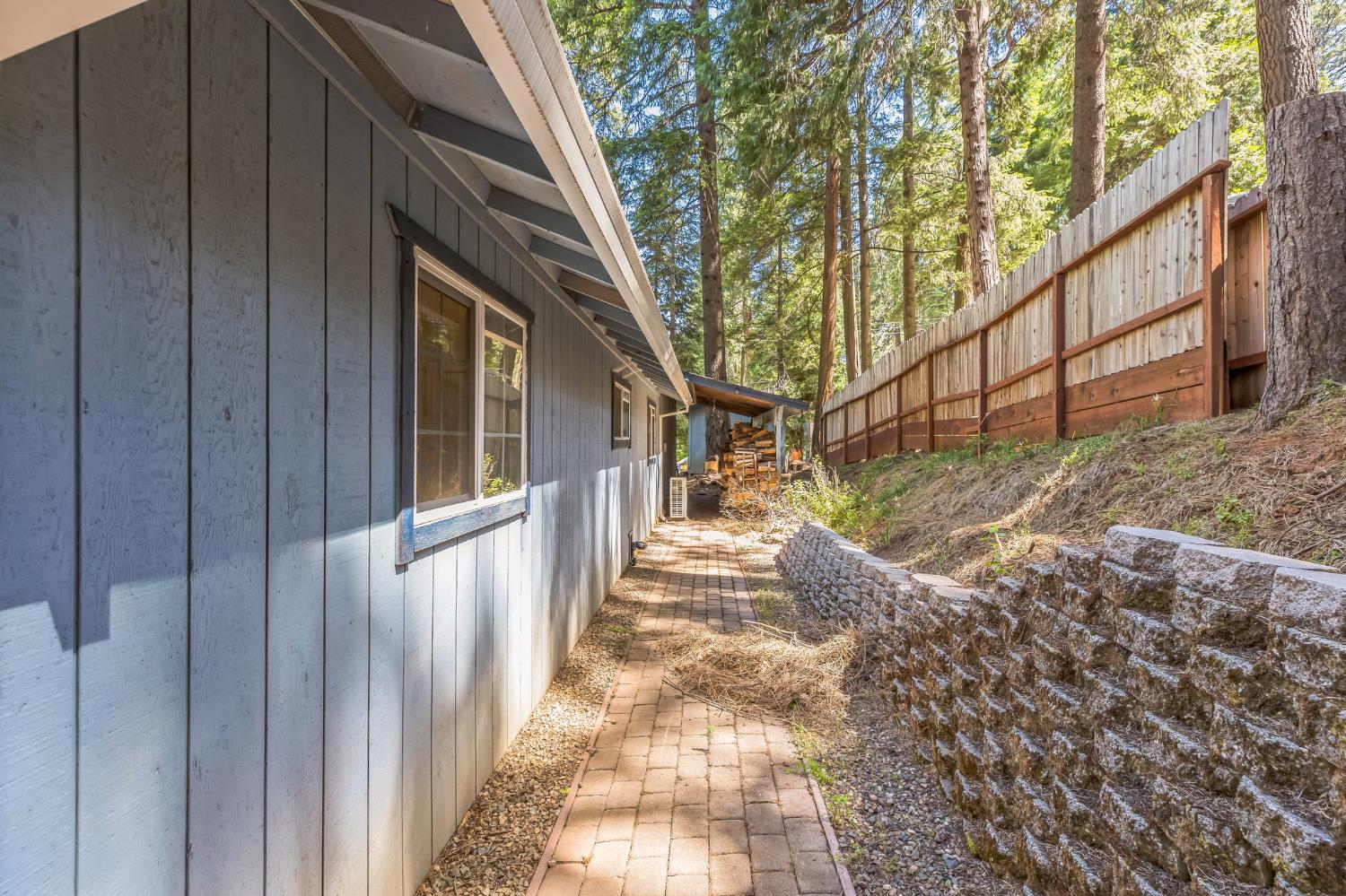 Golden Street, Pollock Pines, California image 24