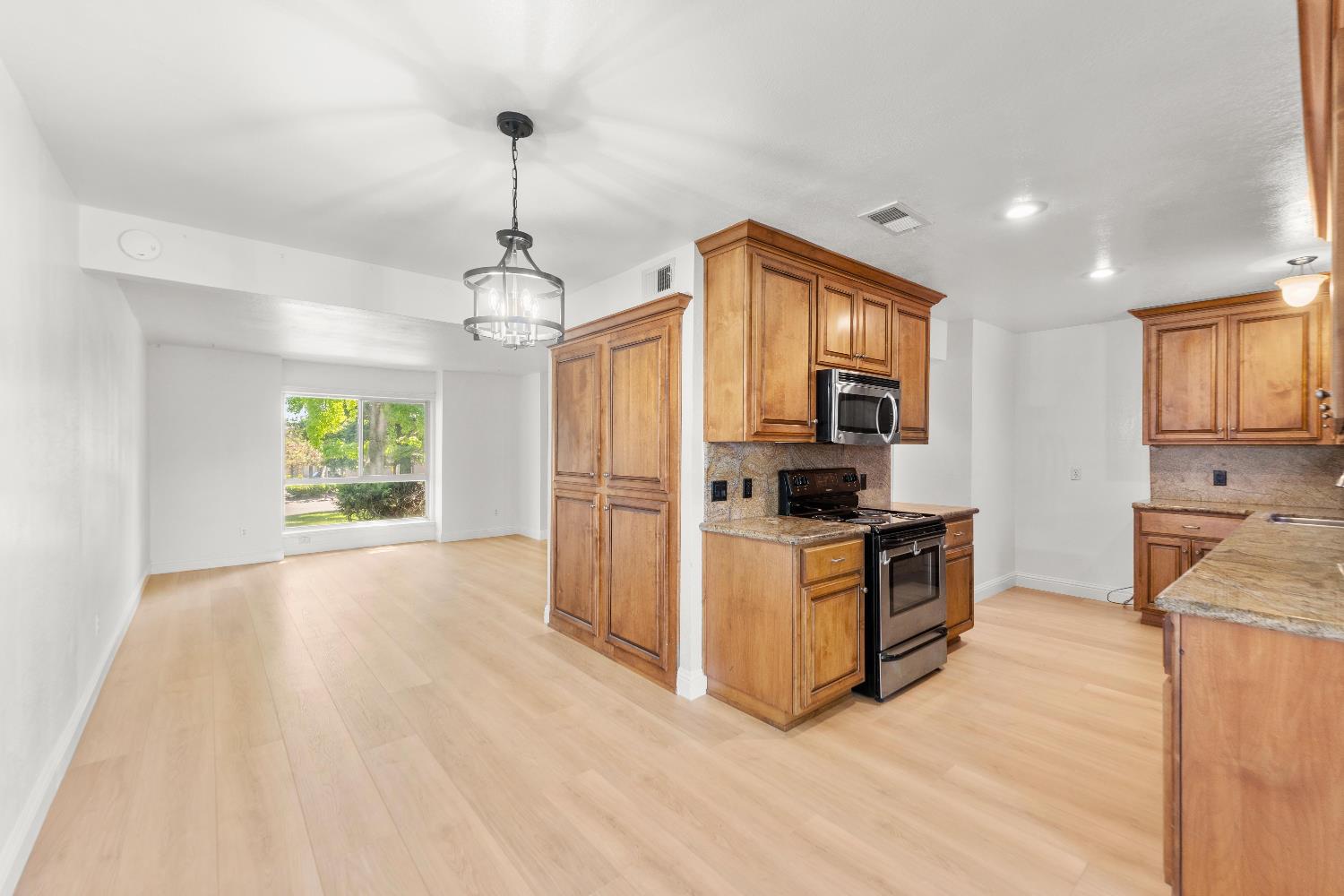 Breeds Hill Court, Citrus Heights, California image 6