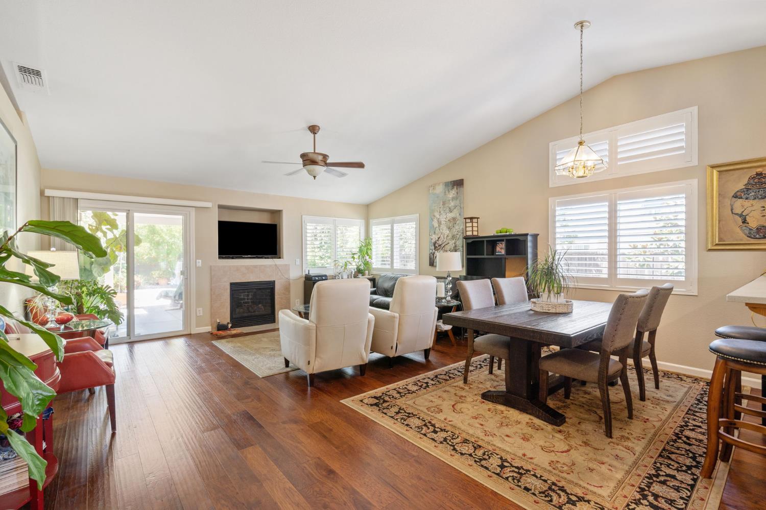 Livorno Way, Elk Grove, California image 4