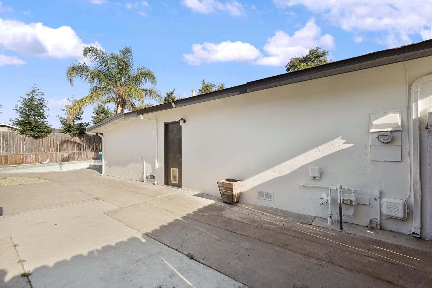 Kingwood Avenue, Manteca, California image 40