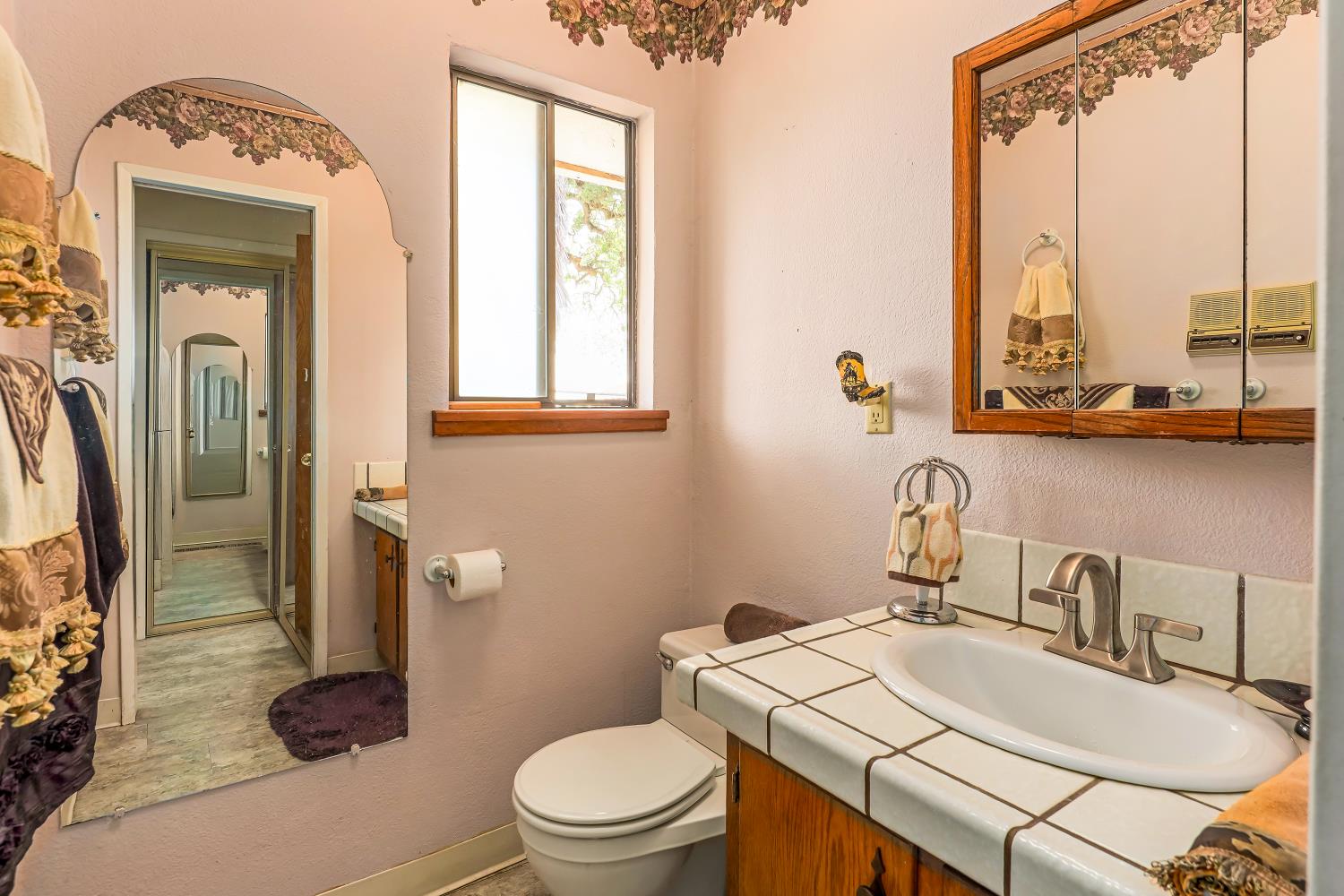 Detail Gallery Image 39 of 93 For 9574 Highway 49, Mokelumne Hill,  CA 95245 - 4 Beds | 2/1 Baths