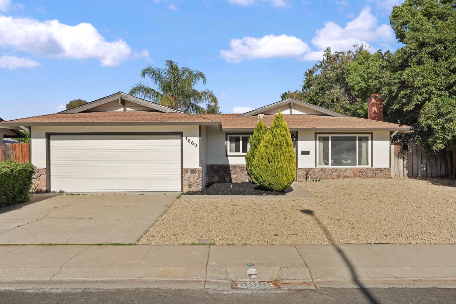 Kingwood Avenue, Manteca, California image 3