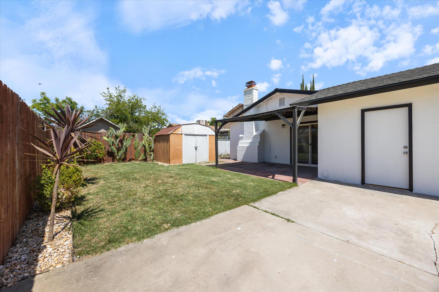 Evelyn Drive, Olivehurst, California image 28
