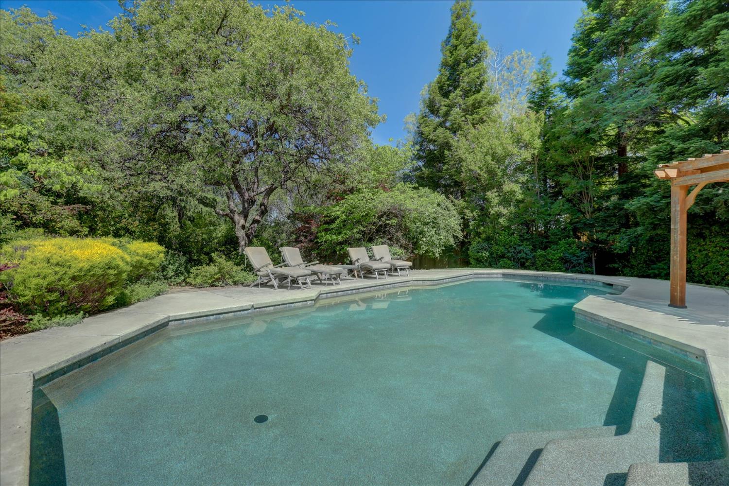 Erin Drive, Auburn, California image 27