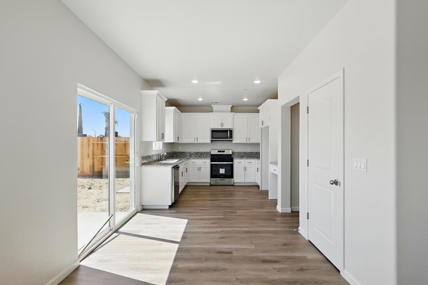 Oleander Court, Chowchilla, California image 10