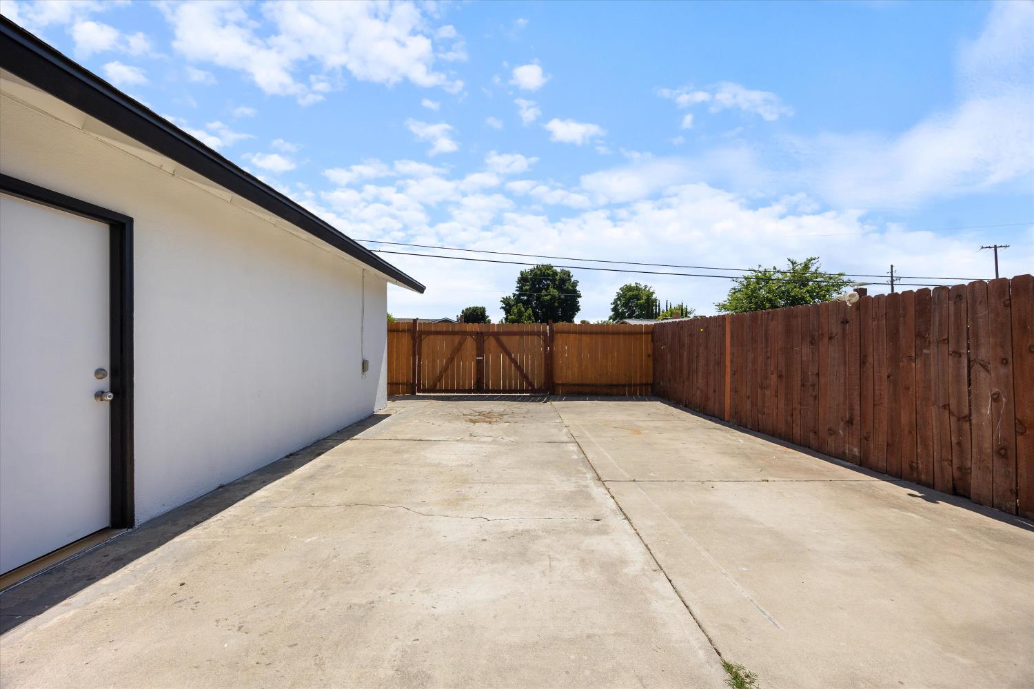 Evelyn Drive, Olivehurst, California image 26