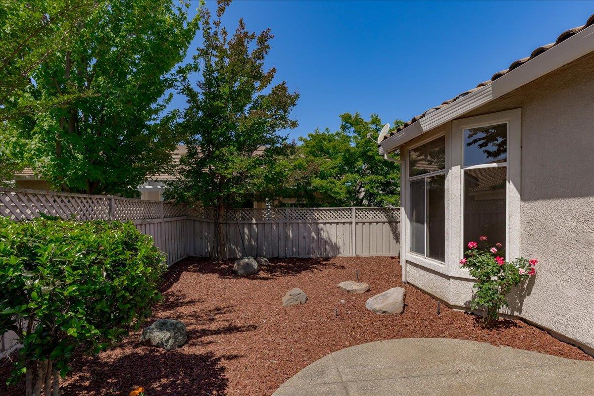 Rosestone Lane, Roseville, California image 16