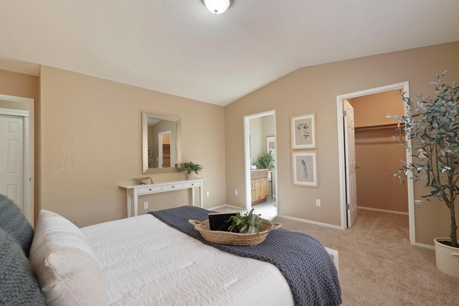 Dustin Court, Modesto, California image 5