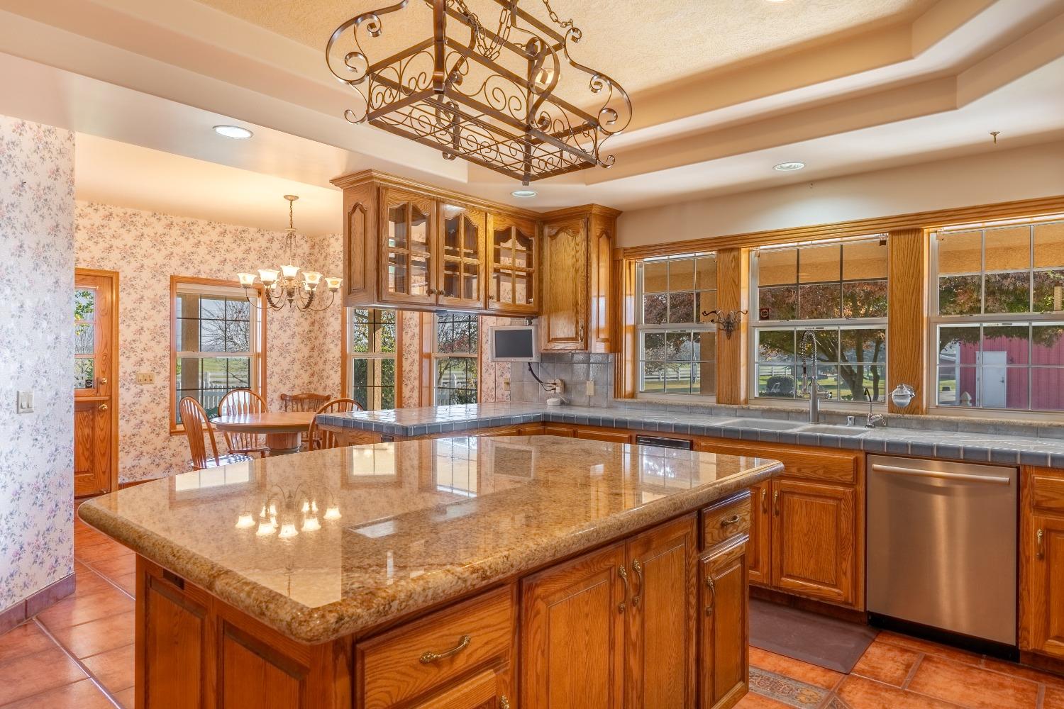 Detail Gallery Image 20 of 86 For 27958 Vine Ave, Escalon,  CA 95320 - 3 Beds | 3/1 Baths