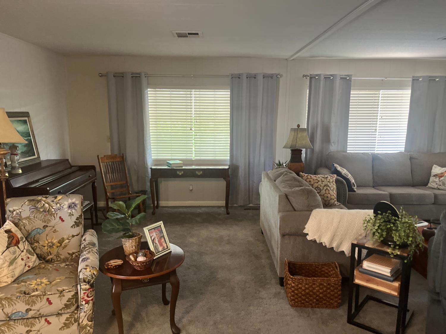 La Entrada Way, Yuba City, California image 10