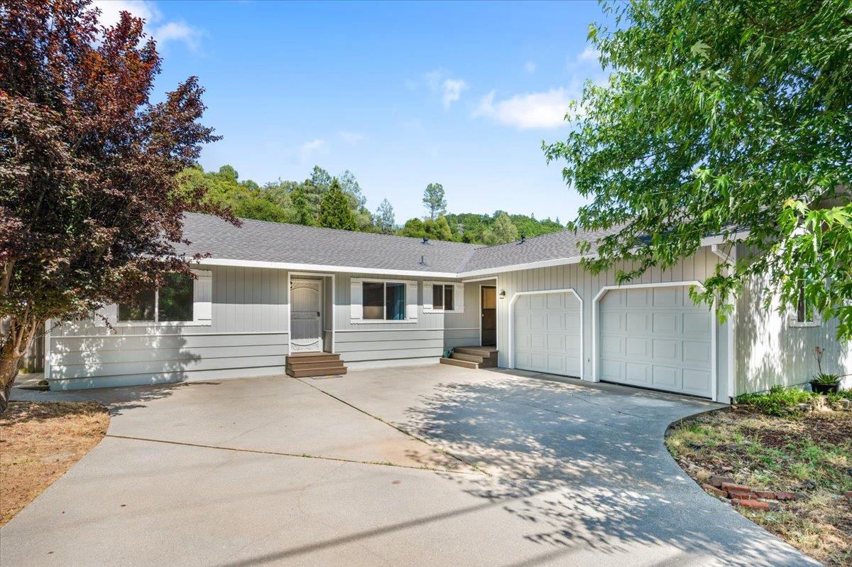 Brewer Road, Grass Valley, California image 1