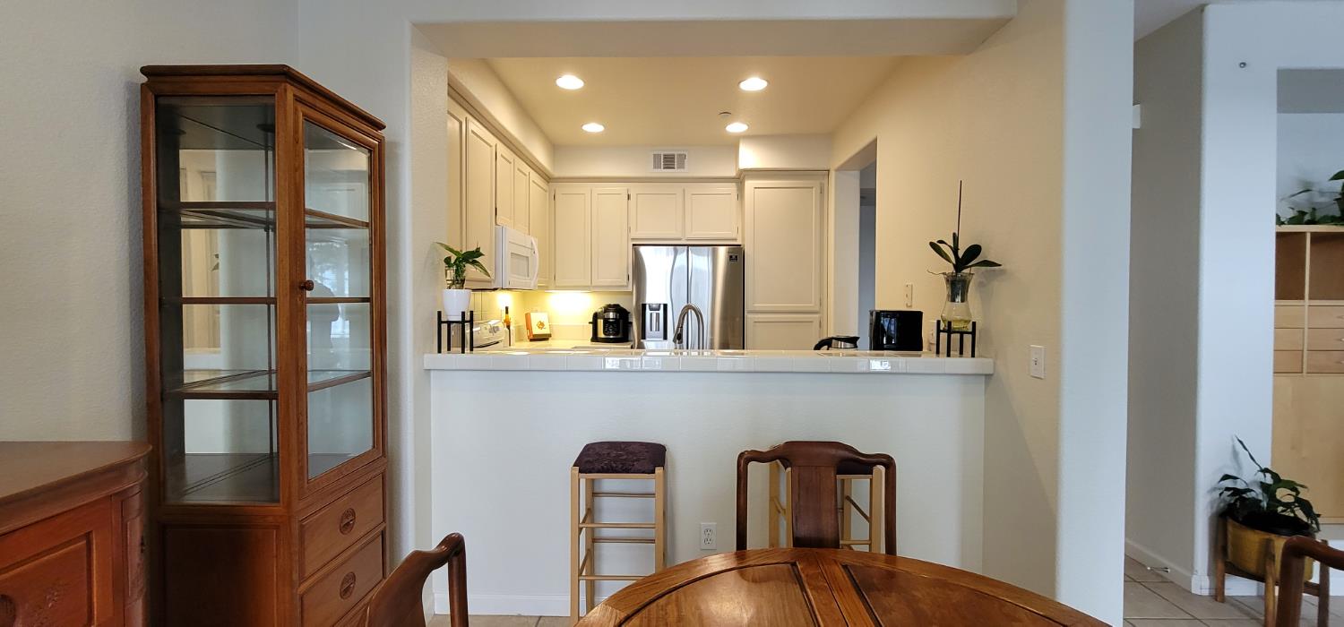 Tucker Street #37, Oakland, California image 14