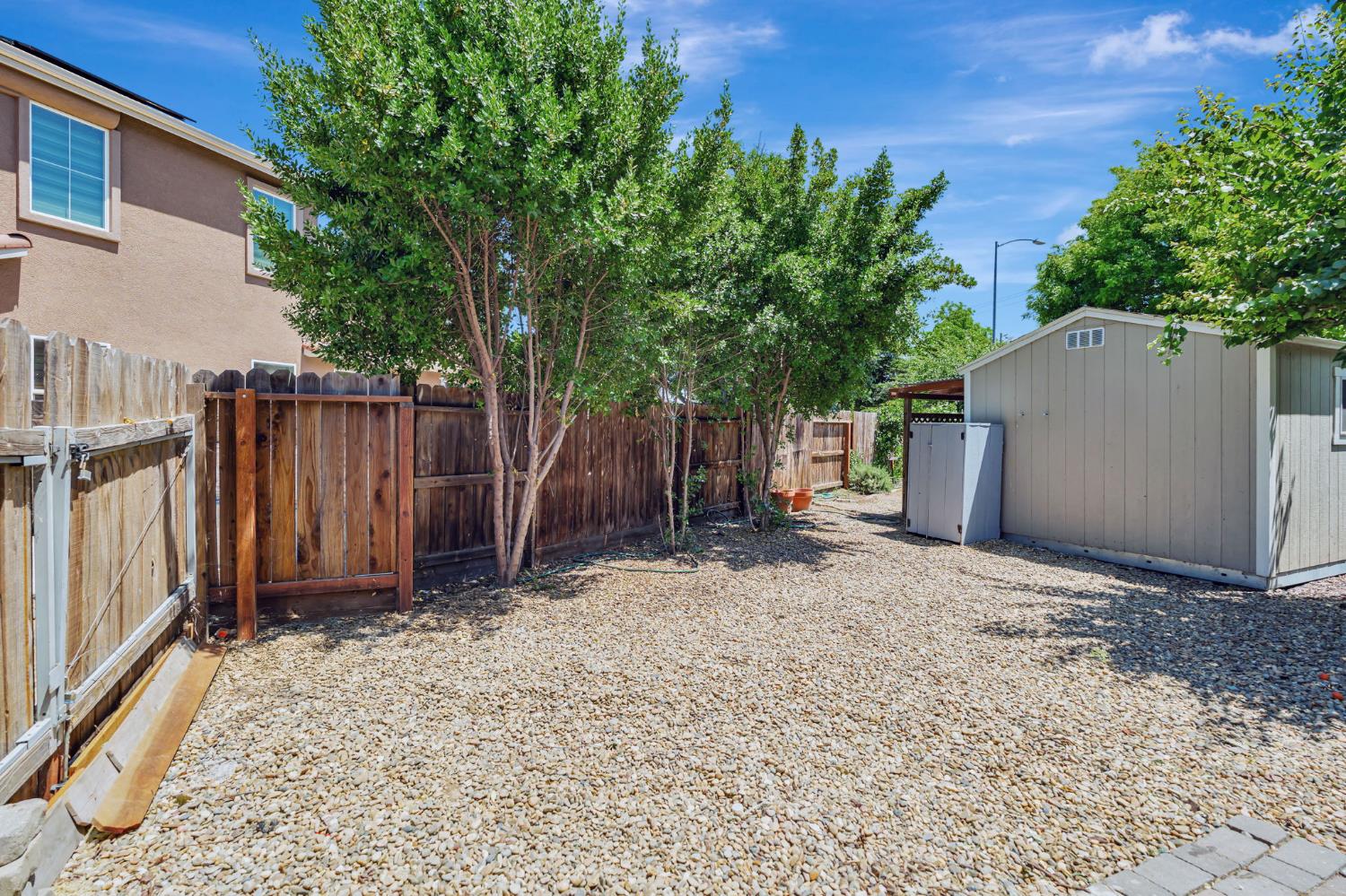 Monte Oro Street, Manteca, California image 44