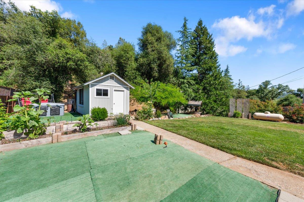 Brewer Road, Grass Valley, California image 34