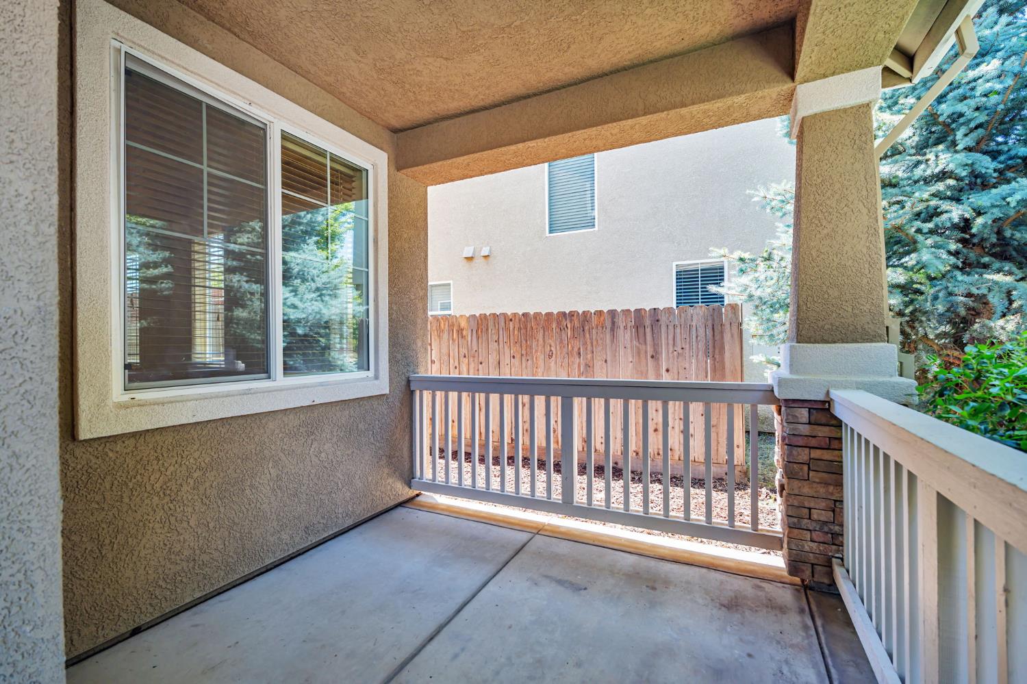 Monte Oro Street, Manteca, California image 5