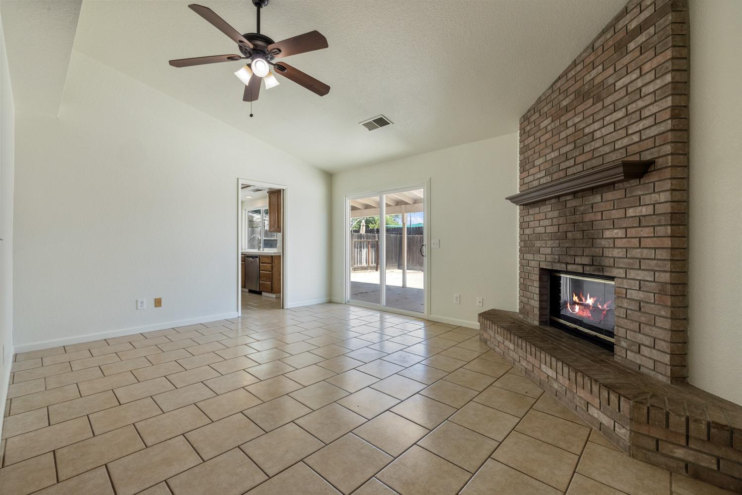 White Birch Drive, Hughson, California image 19