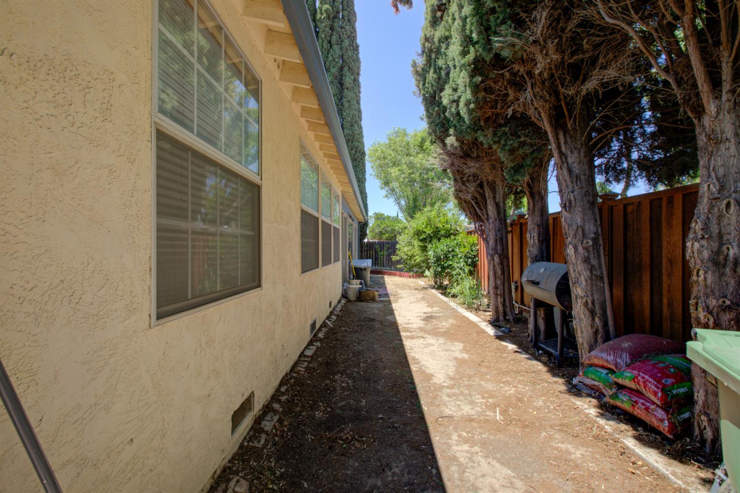 Eureka Way, Tracy, California image 47