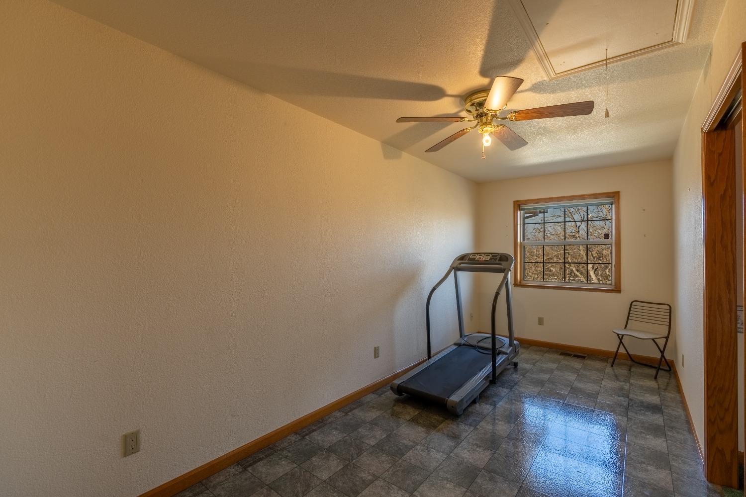 Detail Gallery Image 36 of 86 For 27958 Vine Ave, Escalon,  CA 95320 - 3 Beds | 3/1 Baths