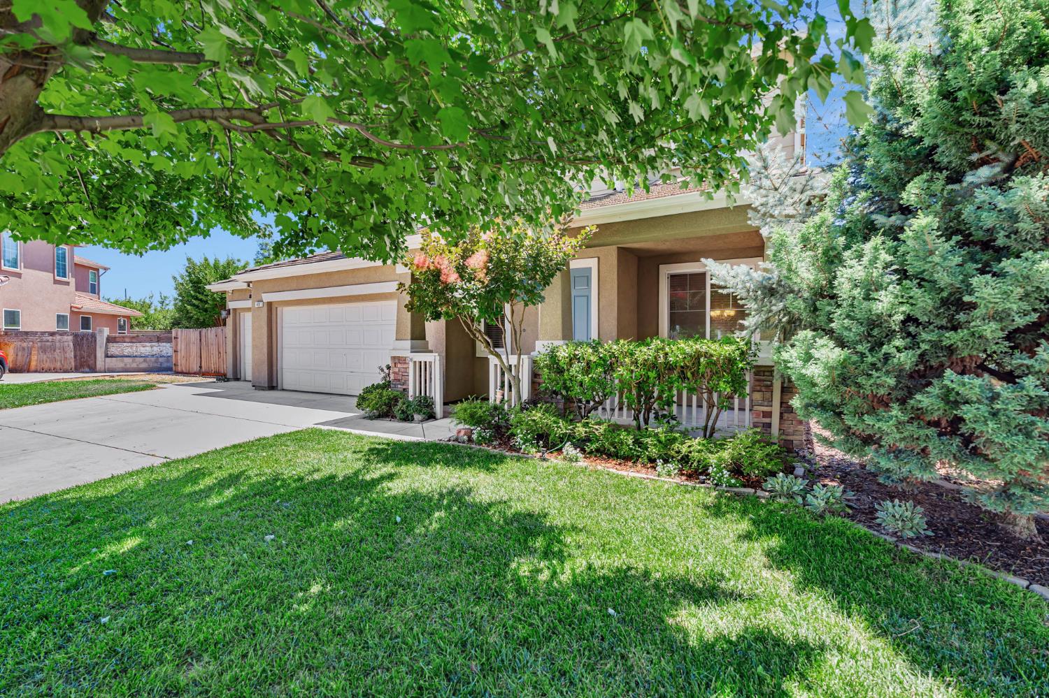 Monte Oro Street, Manteca, California image 3