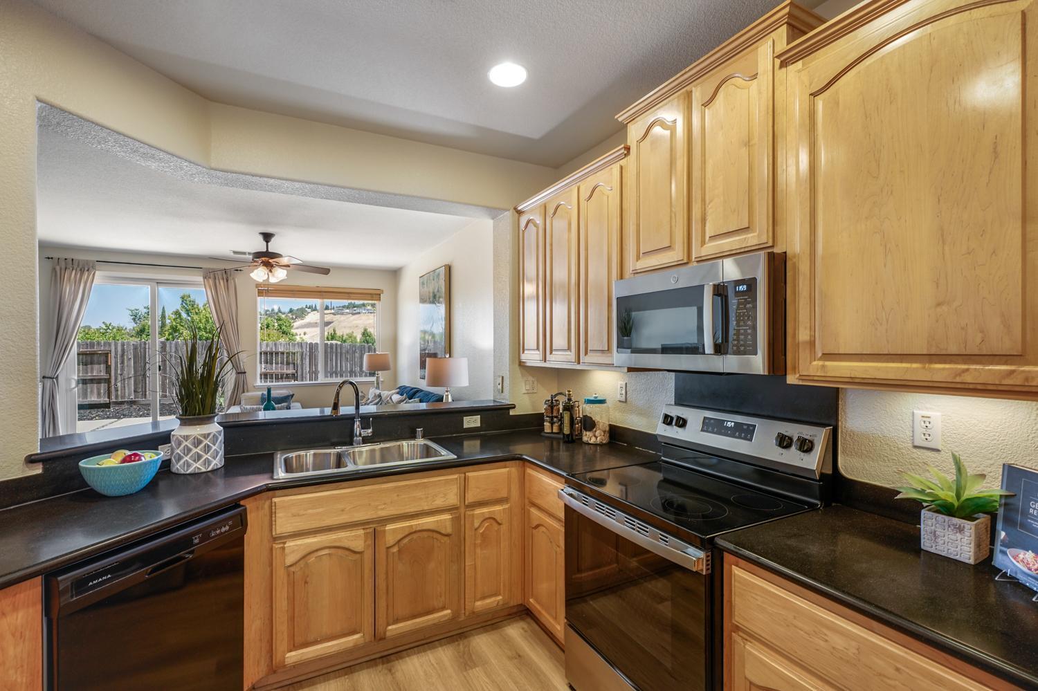 Zittel Drive, Folsom, California image 9