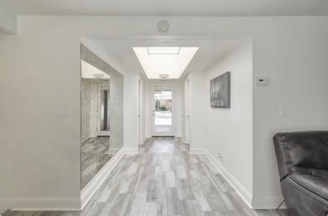 Photo #2: 225071042 Listing 
