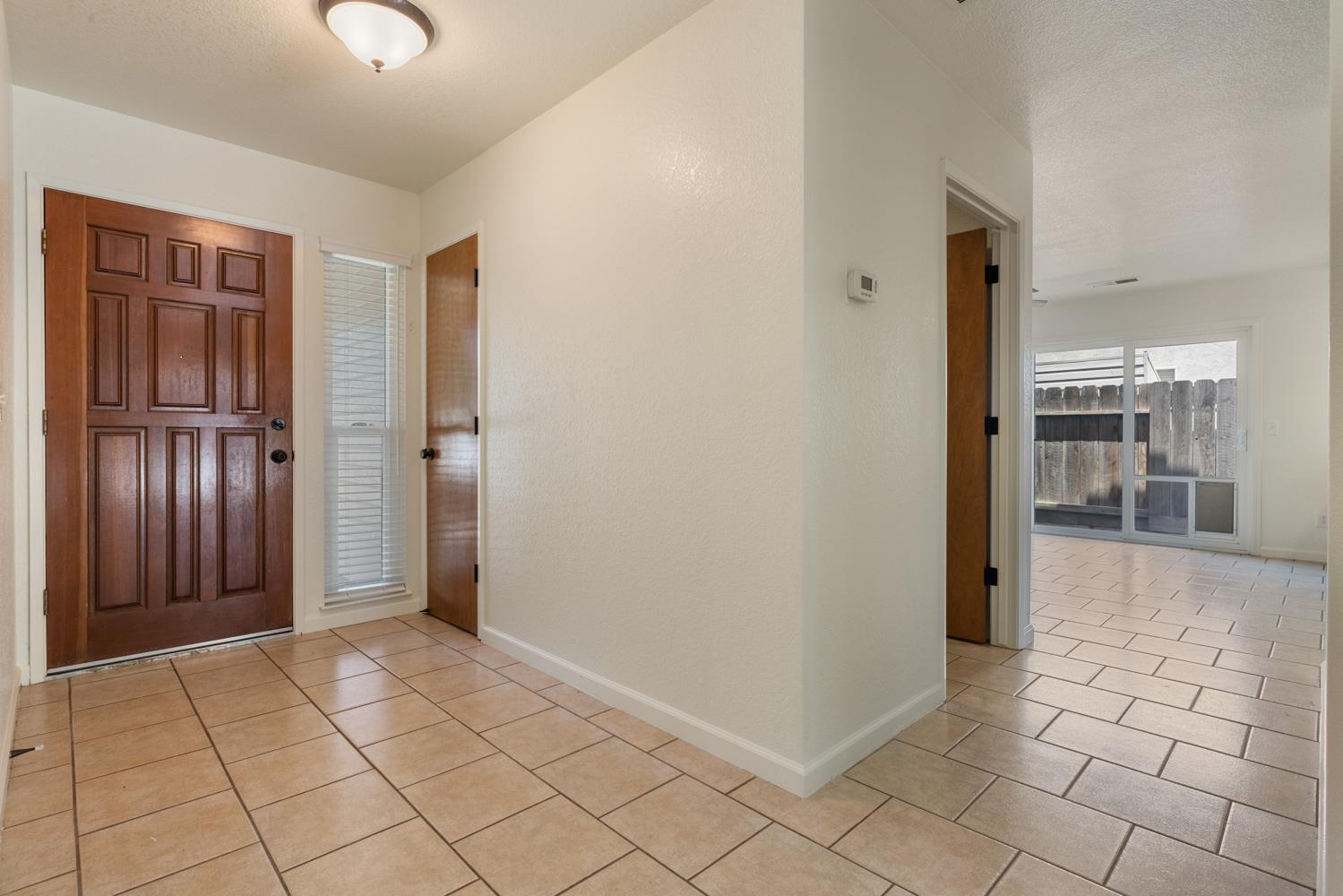White Birch Drive, Hughson, California image 7