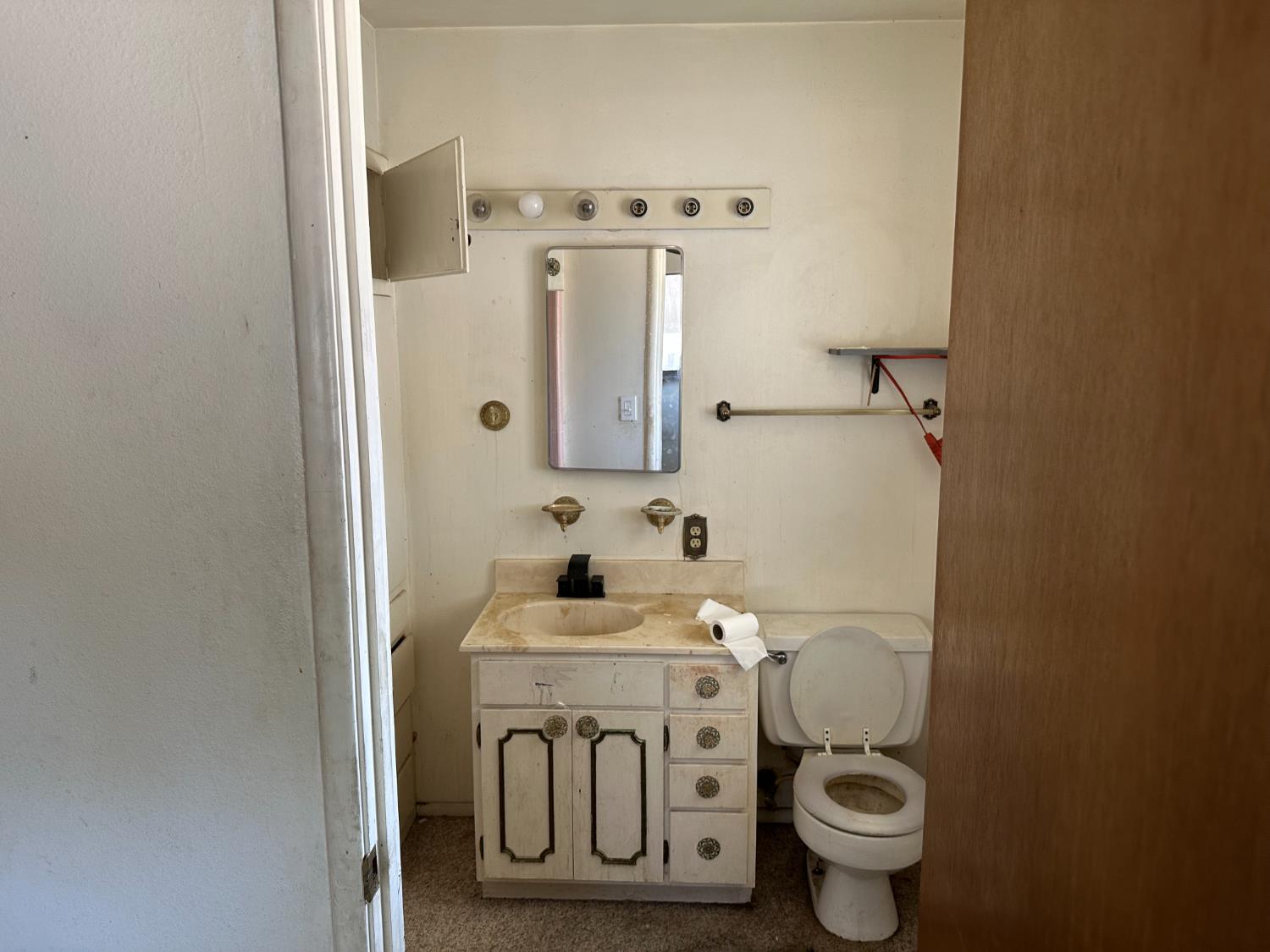 Lauralee Court, Modesto, California image 13