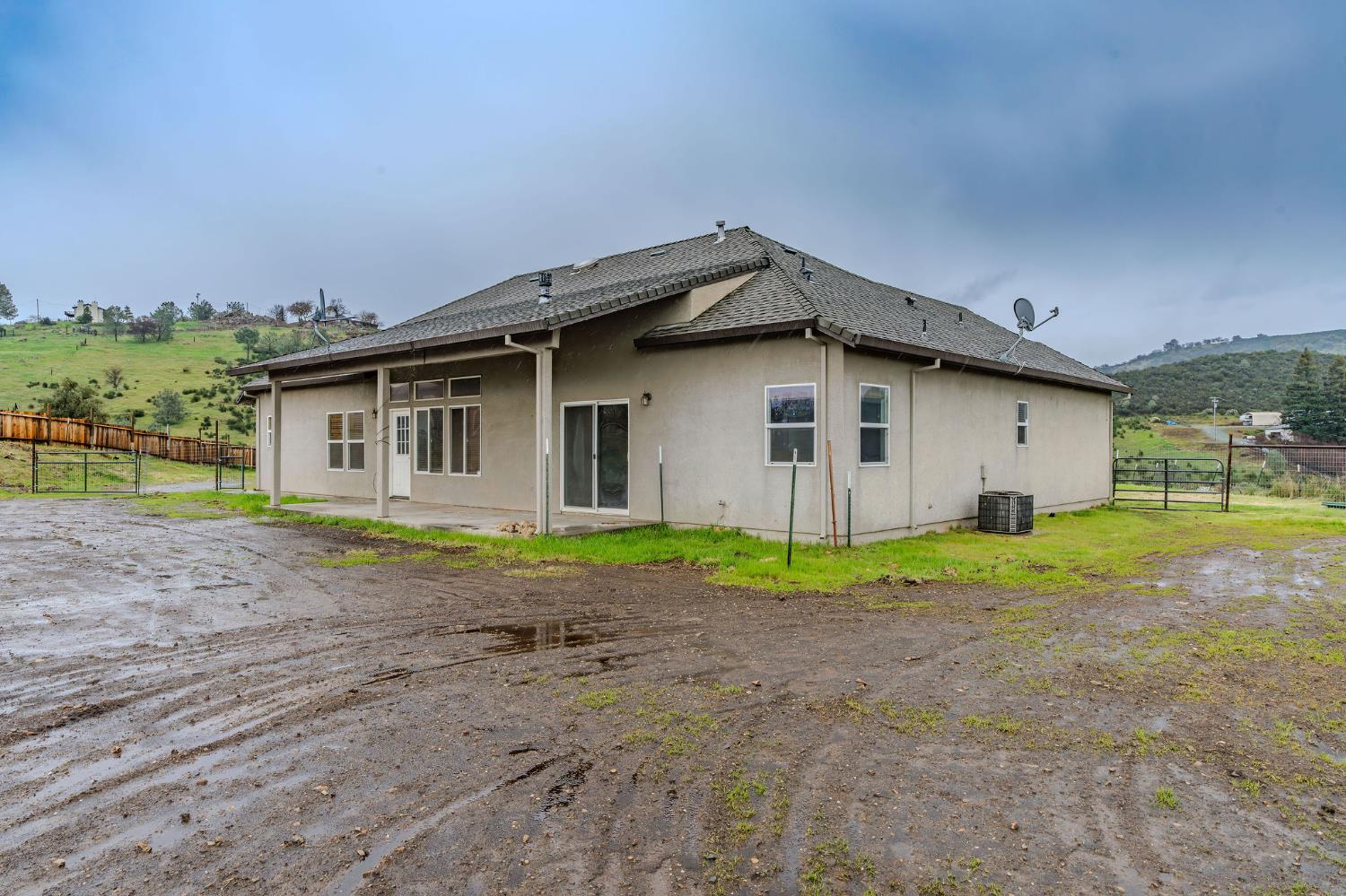 Harding Road, Valley Springs, California image 19