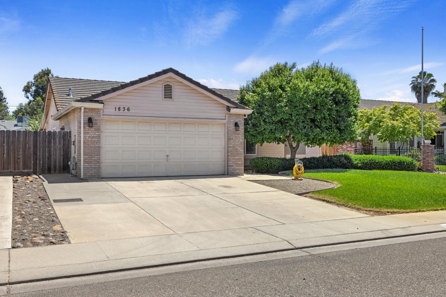 White Birch Drive, Hughson, California image 2