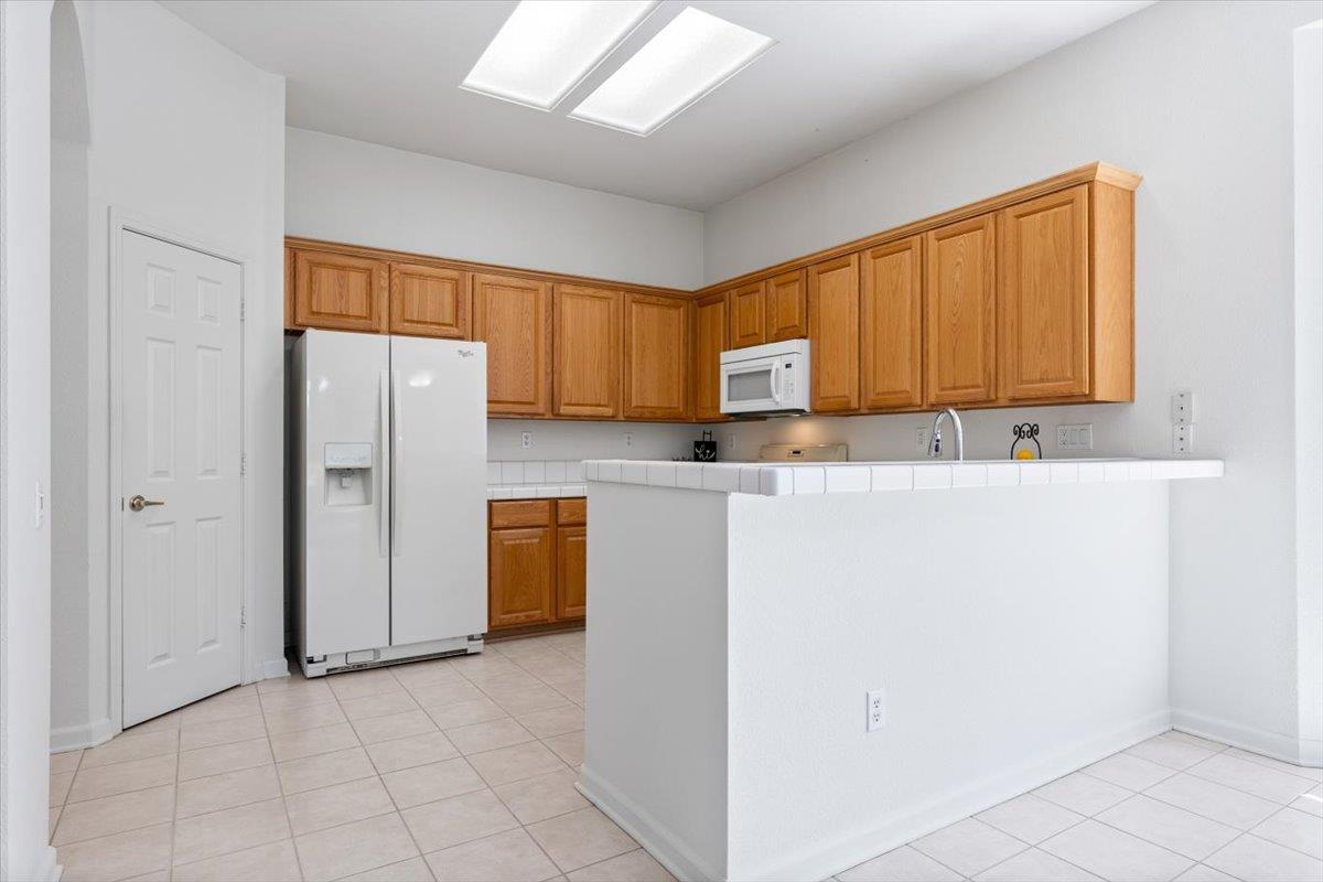 Rosestone Lane, Roseville, California image 31