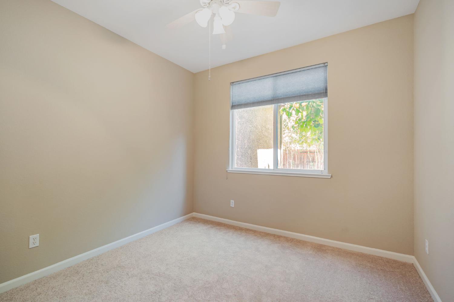 Monte Oro Street, Manteca, California image 18