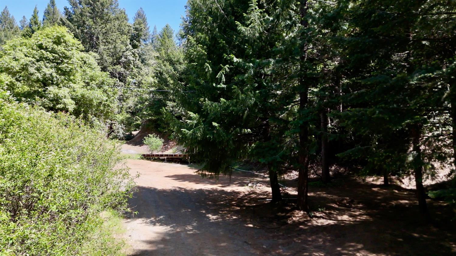 Holiday Way, Nevada City, California image 27