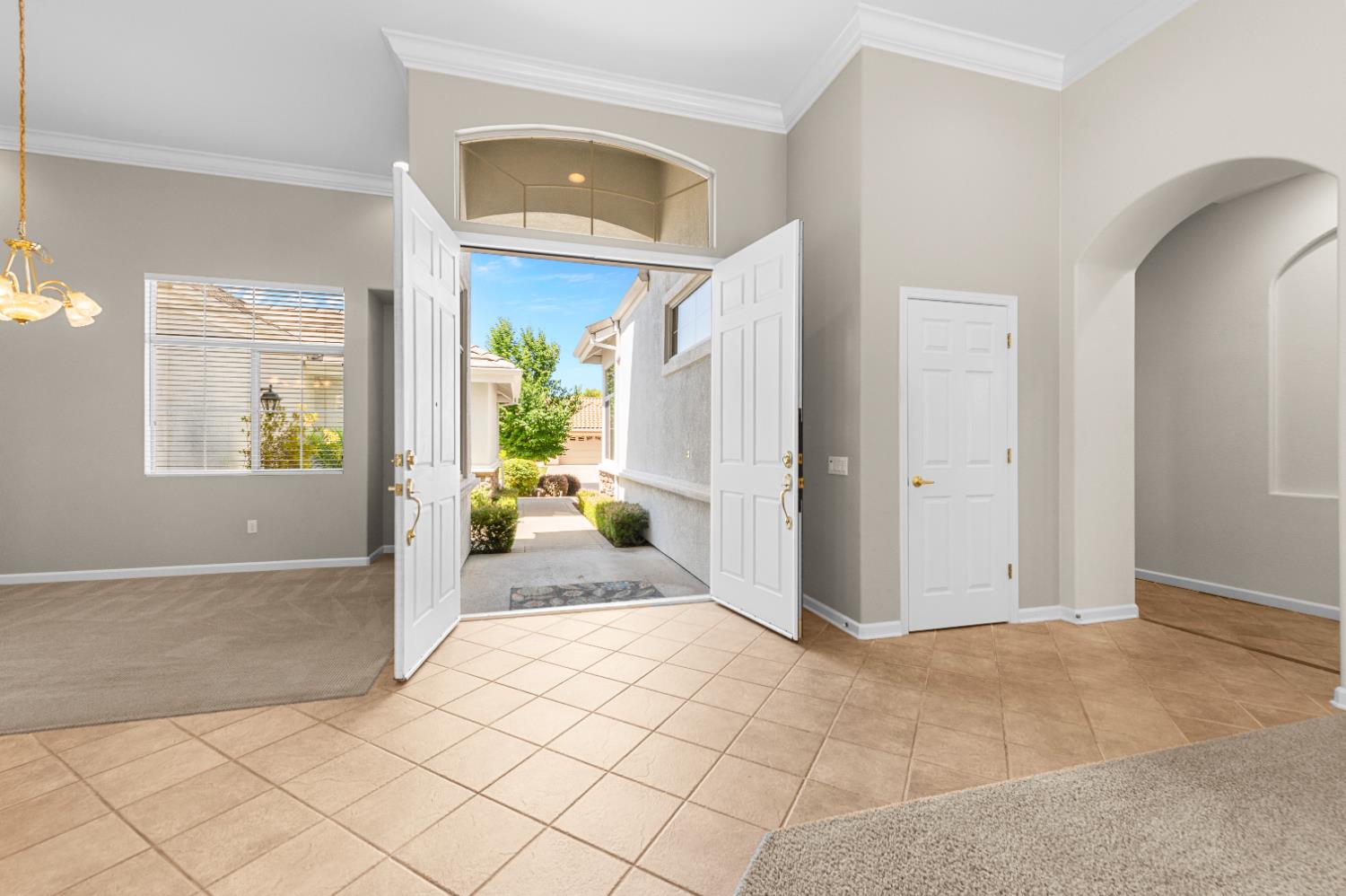 Ponderosa Court, Roseville, California image 4