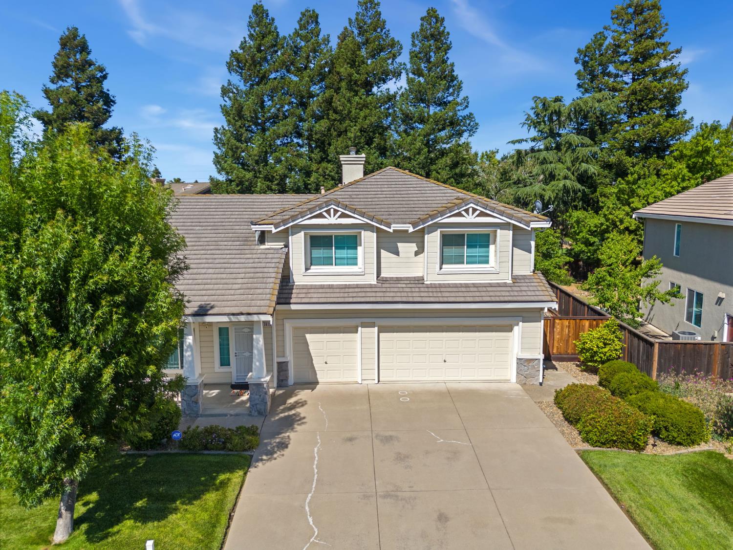 Lake Terrace Drive, Elk Grove, California image 32