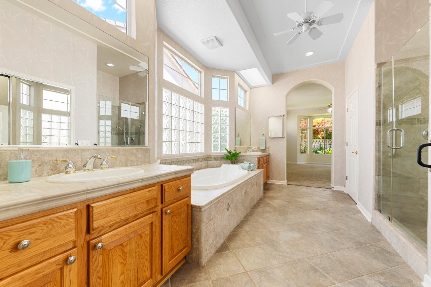 Ponderosa Court, Roseville, California image 38