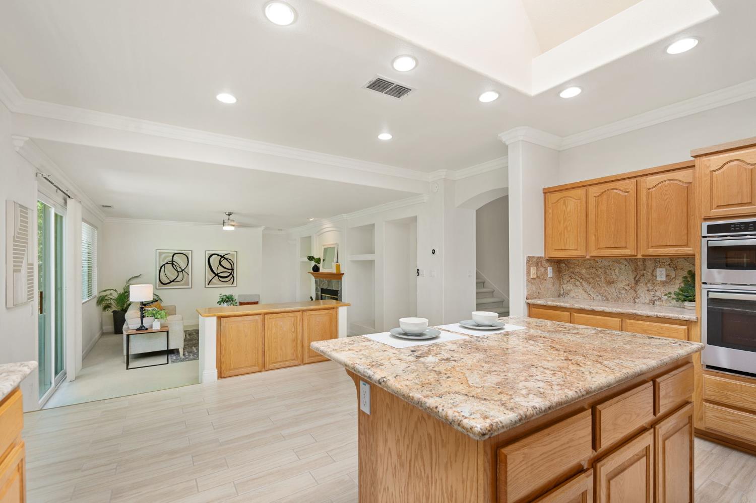 Lake Terrace Drive, Elk Grove, California image 9