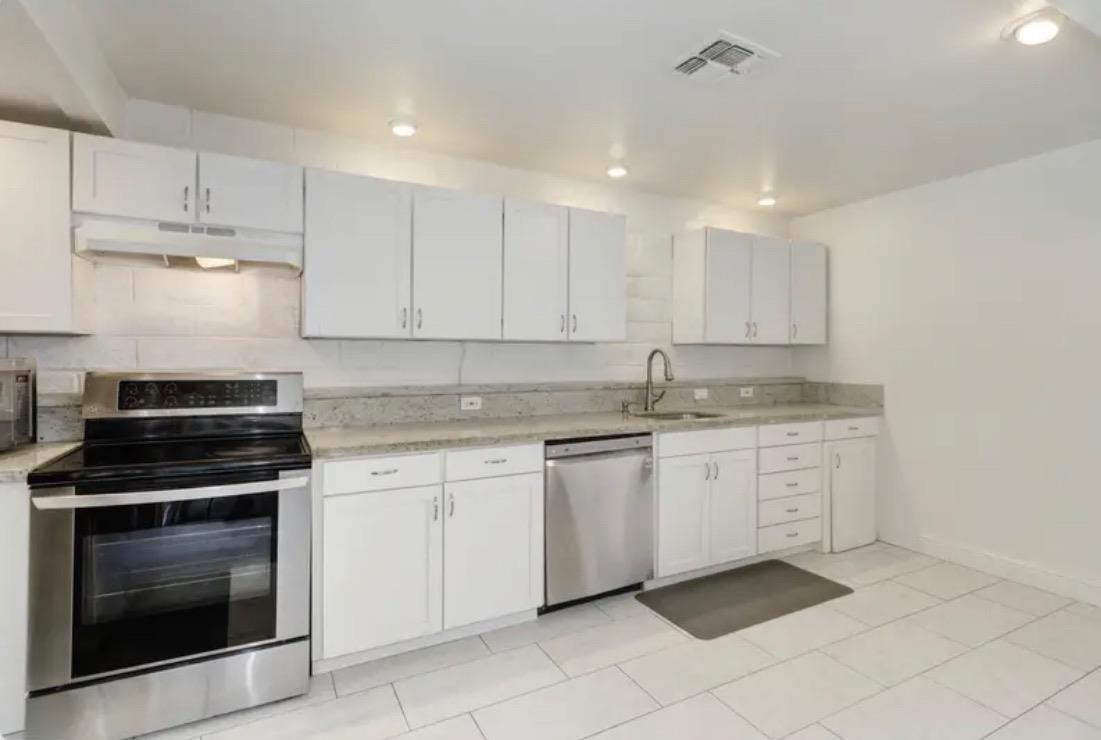 Photo #8: 225071042 Listing: Photo #8