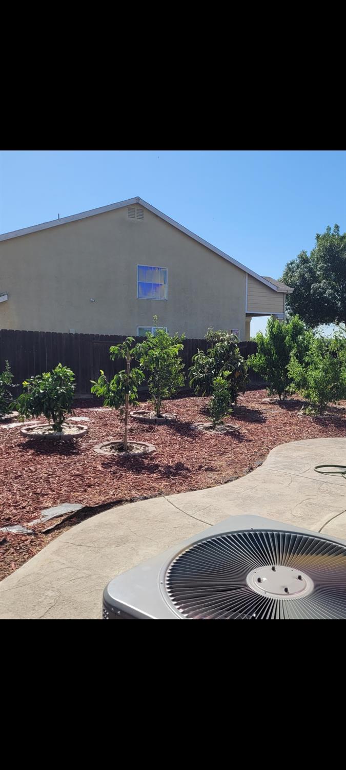 St Salazar Circle, Modesto, California image 12