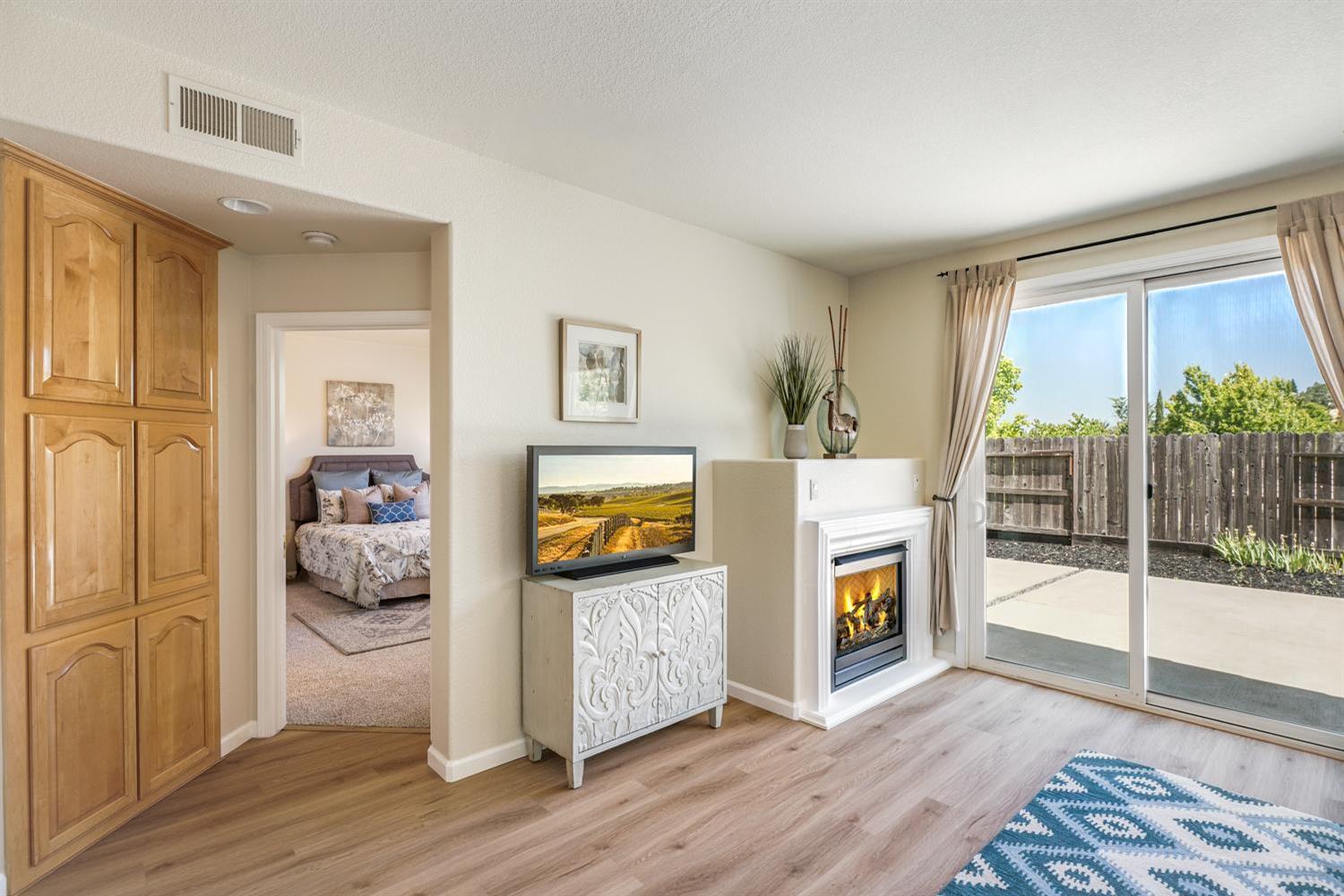 Zittel Drive, Folsom, California image 16