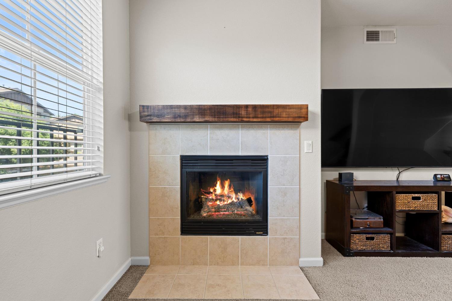 Hearthstone Circle #1412, Rocklin, California image 5