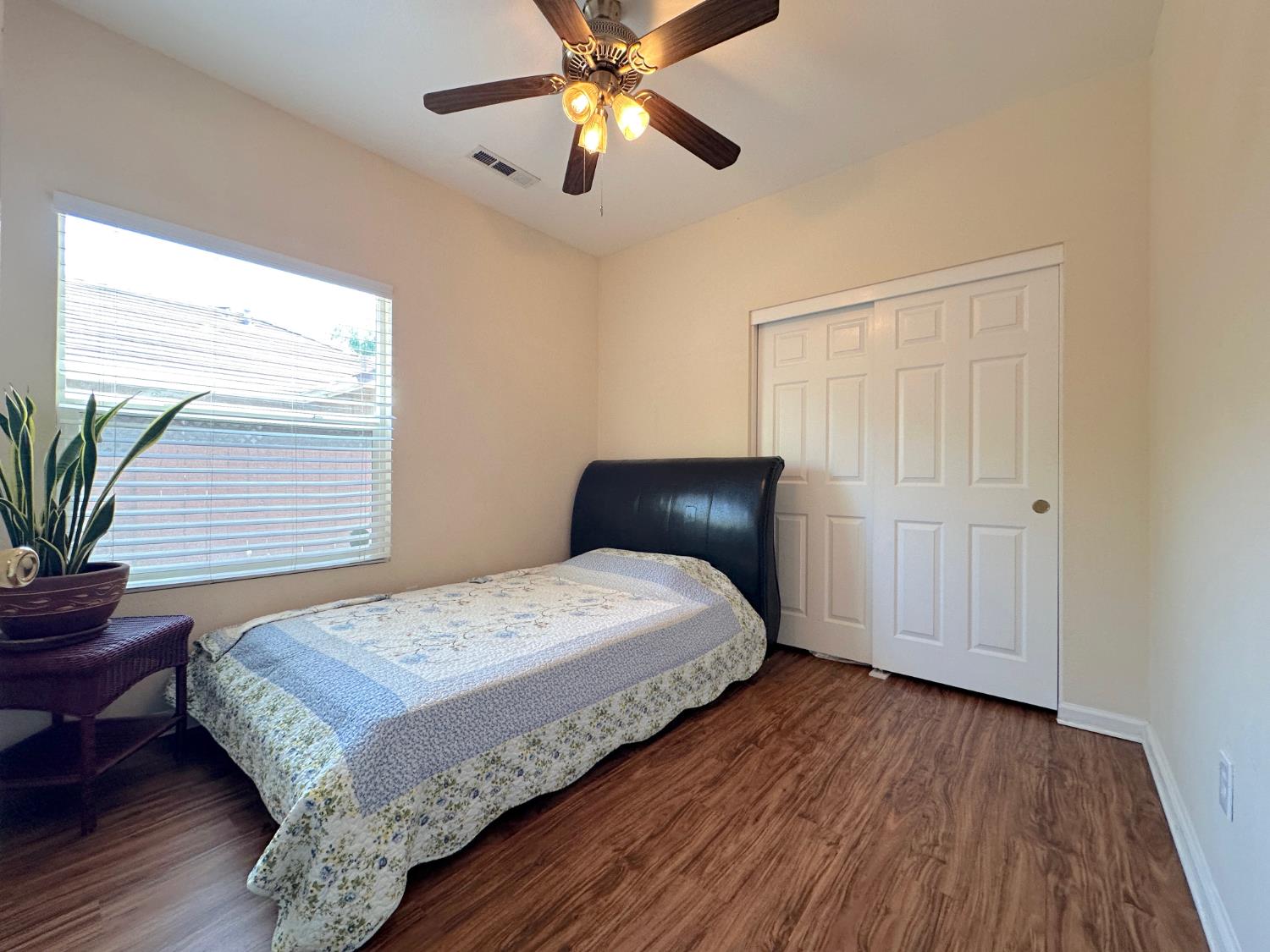 Ives Street, Modesto, California image 16