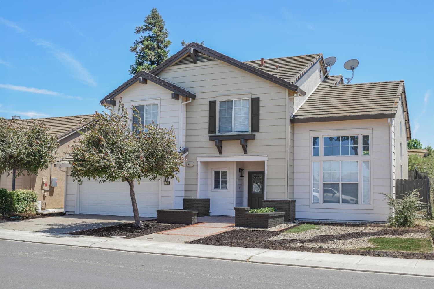 Wawona Street, Manteca, California image 2